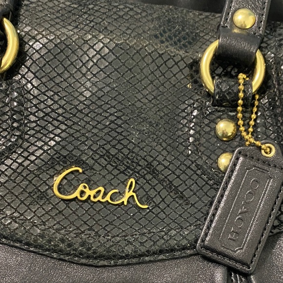 Coach Black Leather Shoulder Bag - Picture 2 of 6